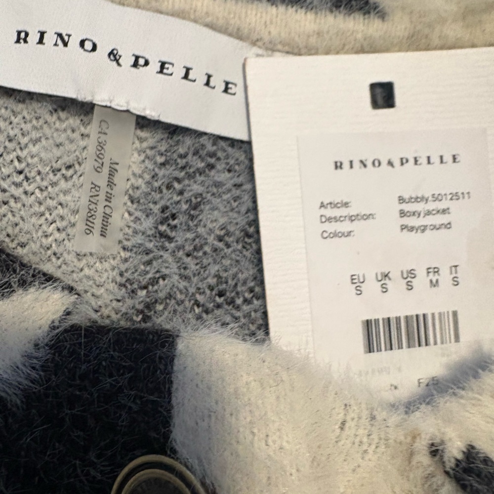 Black & Cream Graphic Teddy Jacket - Oversized Cropped Style Rino &Pelle new - Picture 3 of 6